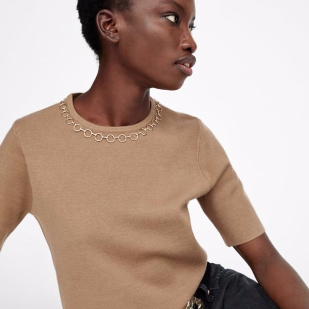 Zara "Knit Top w/ Gold Chain Detail" Size Small